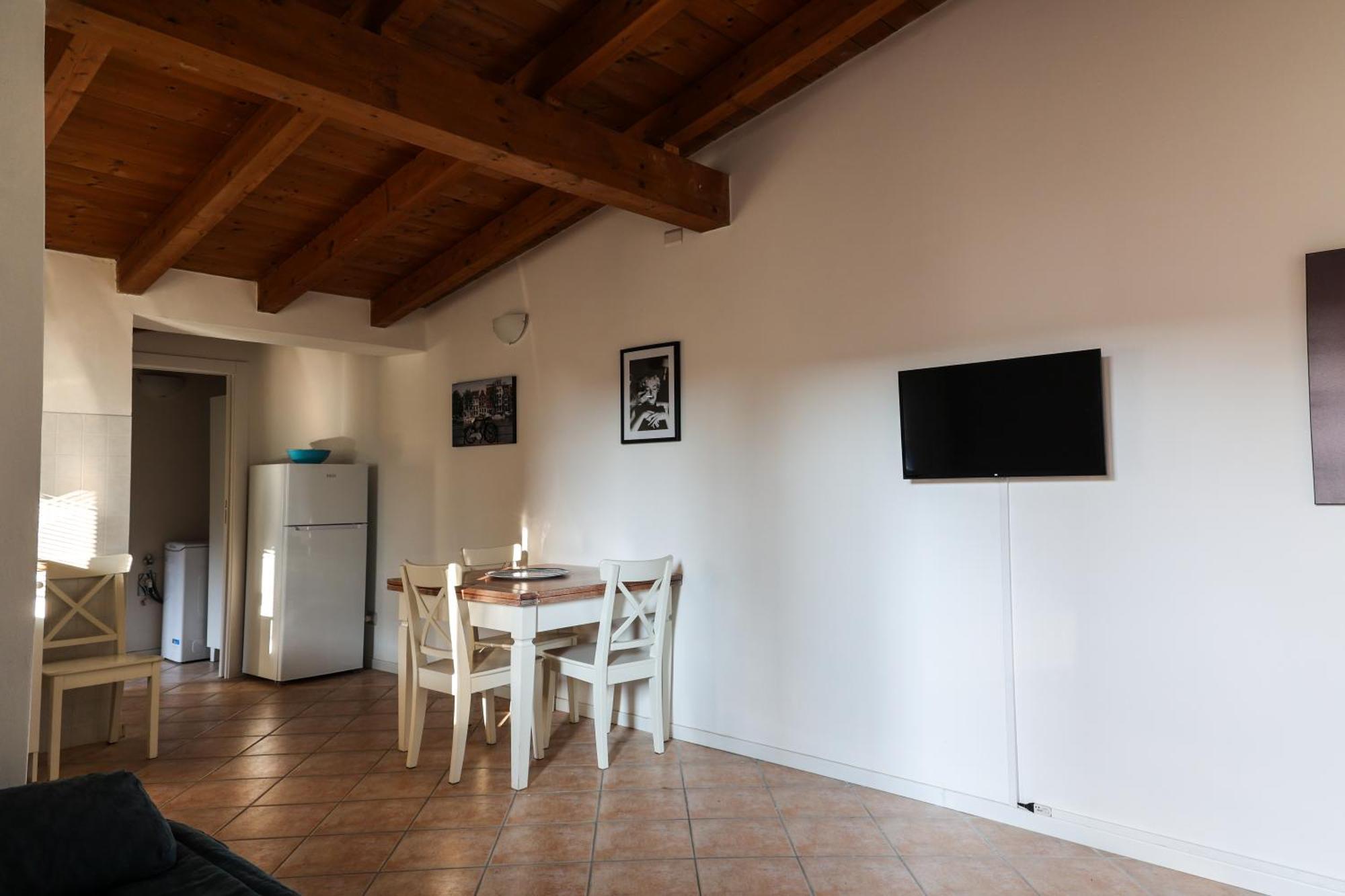 La Casa Di Rosy Apartment Oleggio Exterior photo