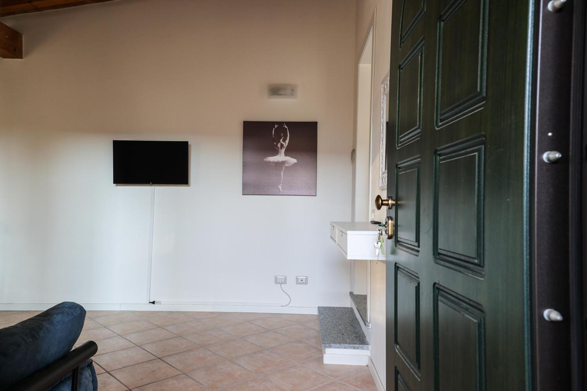 La Casa Di Rosy Apartment Oleggio Exterior photo